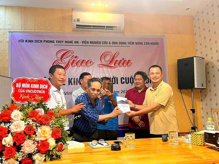 Năng Lượng Phòng Khách: Nghệ Thuật Tàng Phong Tụ Khí & Kiến Tạo Bình An Cho Gia Đạo